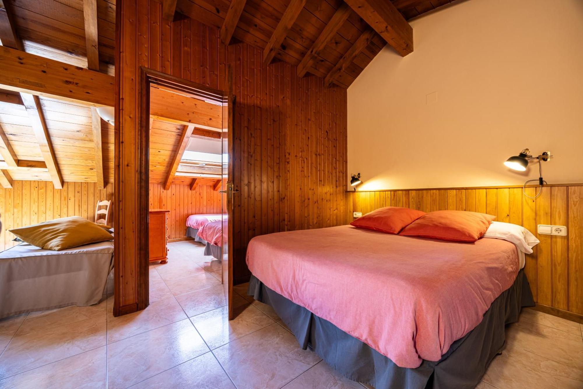 Aparthotel Les Corts Llivia Exteriér fotografie