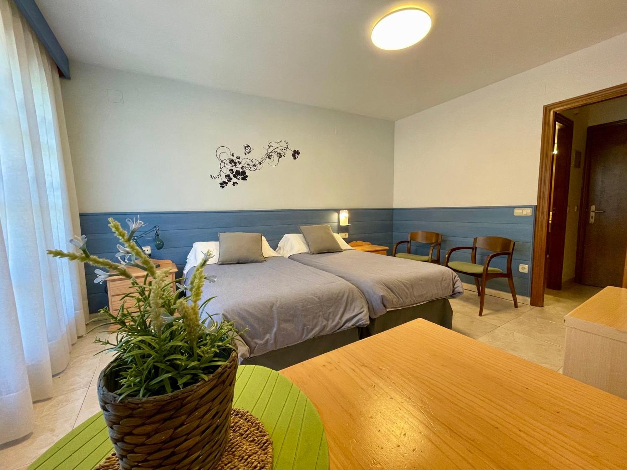 Aparthotel Les Corts Llivia Exteriér fotografie